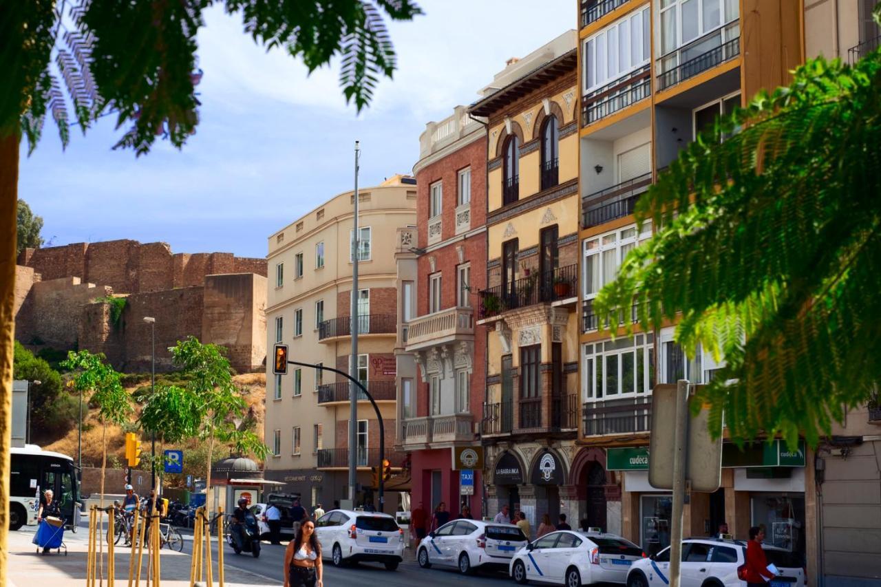 Apartamento Plaza De La Merced 4 Habitaciones Málaga Dış mekan fotoğraf