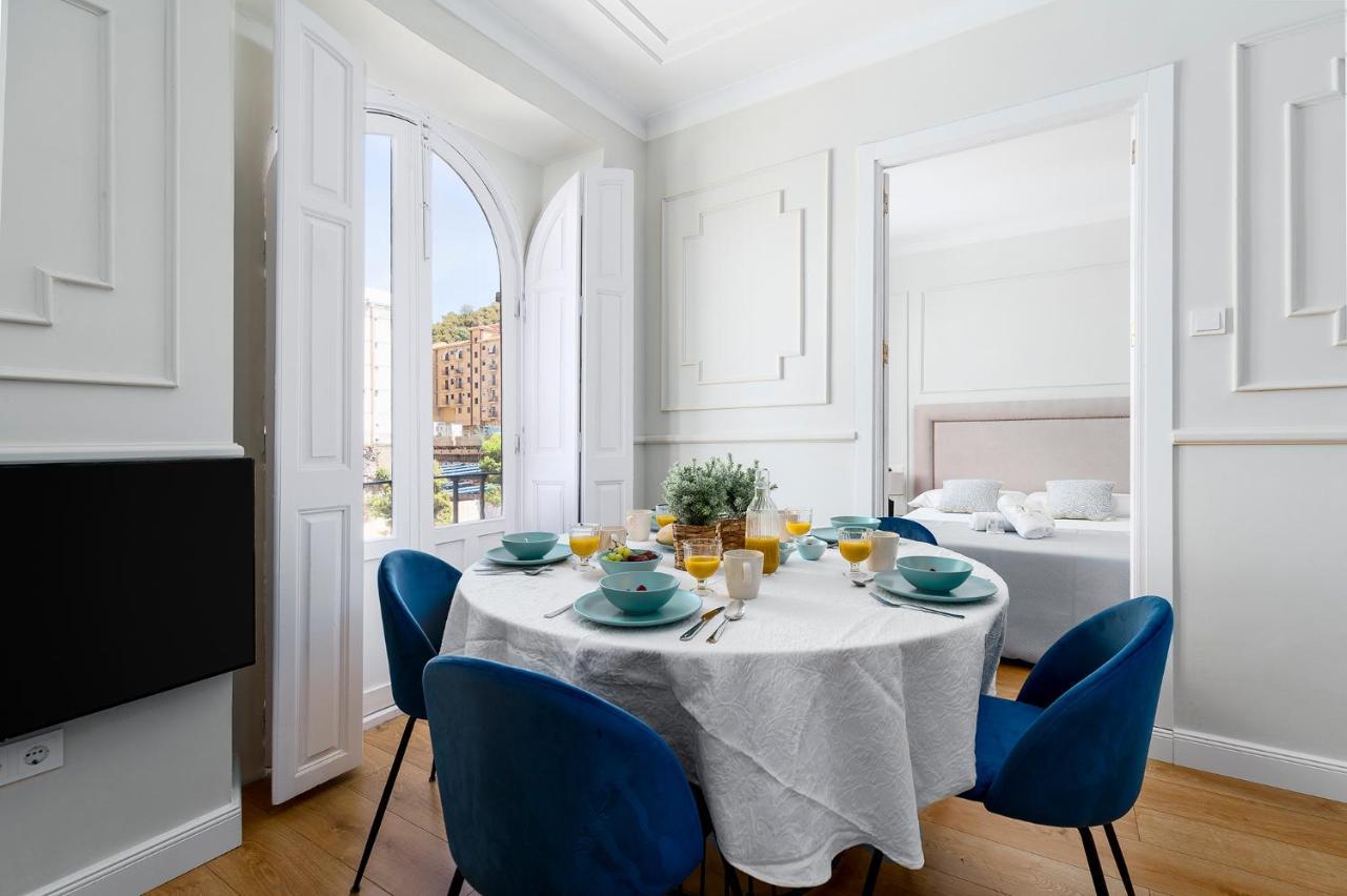 Apartamento Plaza De La Merced 4 Habitaciones Málaga Dış mekan fotoğraf